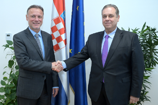 ΣΥΝΑΝΤΗΣΗ ΤΟΥ ΠΡΕΣΒΗ ΤΗΣ ΕΛΛΑΔΟΣ ΣΤΗΝ ΚΡΟΑΤΙΑ Κ. ΑΘΑΝΑΣΙΟΥ ΠΑΡΕΣΟΓΛΟΥ ΜΕ ΤΟΝ ΠΡΟΕΔΡΟ ΤΟΥ ΚΡΟΑΤΙΚΟΥ ΚΟΙΝΟΒΟΥΛΙΟΥ Κ. GORDAN JANDROKOVIC